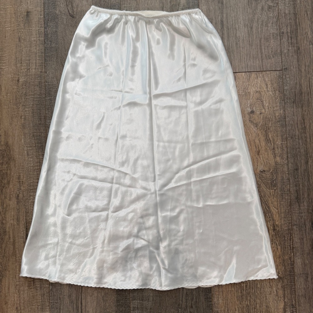 Natori White Satin Embroidered Hem Half Slip Lingerie Skirt Sheer‎ Trim Small